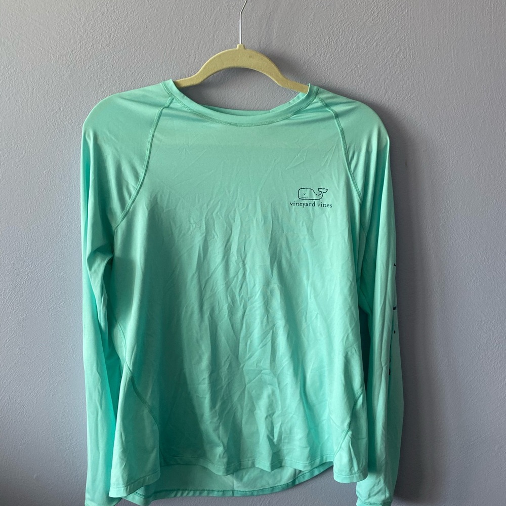 Vineyard Vines performance long sleeve